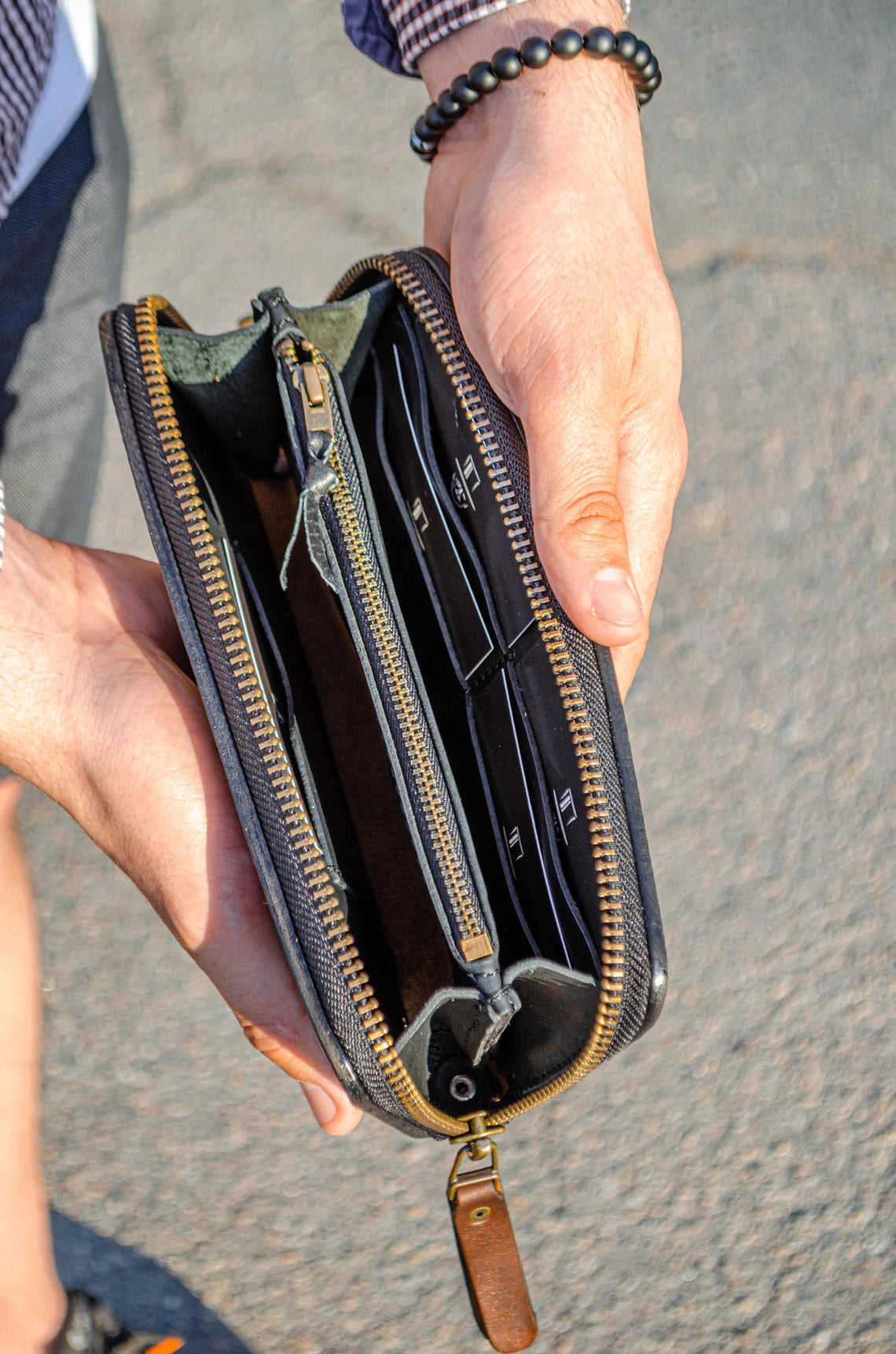 Sovereign Prestige Handcrafted Leather Zip Wallet