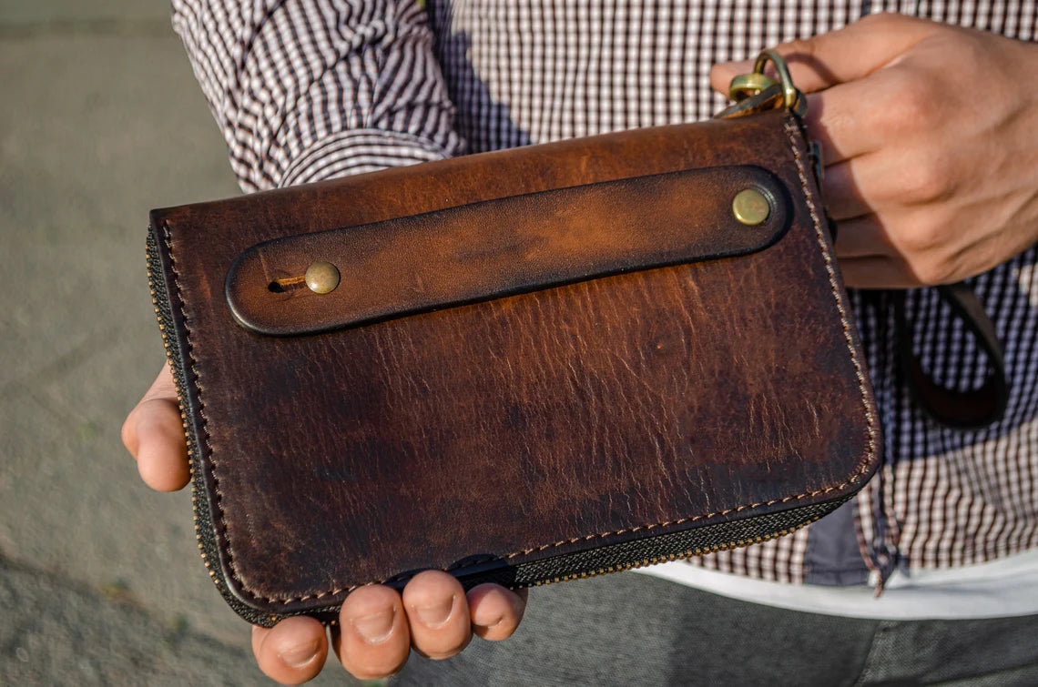 Sovereign Prestige Handcrafted Leather Zip Wallet